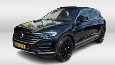 Blauw Gebruikt 2022 VW Touareg Elegance SUV | € 58.950 (Goede deal)
