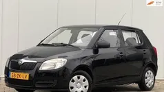 Zwart Gebruikt 2008 Skoda Fabia Classic Hatchback | € 2.200 (Eerlijke prijs)