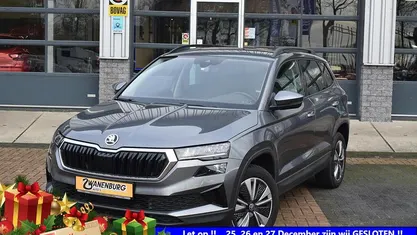 Zwart Gebruikt 2023 Skoda Karoq Business Line SUV | € 25.950 (Super prijs)
