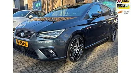 Grijs (metallic) Occasion 2019 Seat Ibiza Business Hatchback | € 13.450 (Eerlijke prijs)