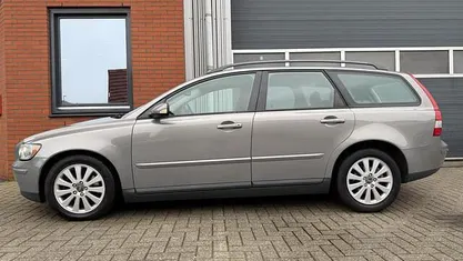 Grijs Occasion 2004 Volvo V50 Stationwagen | € 2.750 (Goede deal)