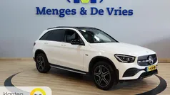 Wit Gebruikt 2021 Mercedes GLC300e Premium Plus SUV | € 38.190 (Eerlijke prijs)