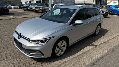 Gebruikt 2021 VW Golf VIII Business Stationwagen | € 19.950 (Super prijs)