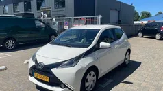 Wit Gebruikt 2018 Toyota Aygo Hatchback | € 7.749 (Eerlijke prijs)