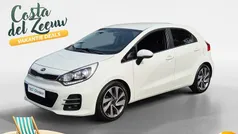 (ud) clear white s Gebruikt 2016 Kia Rio Hatchback | € 8.945 (Eerlijke prijs)