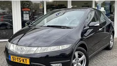 Zwart Gebruikt 2007 Honda Civic Sport Hatchback | € 2.745 (Eerlijke prijs)