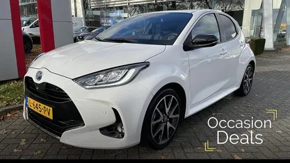 Occasion 2021 Toyota Yaris Hybrid Executive Hatchback | € 19.790 (Eerlijke prijs)
