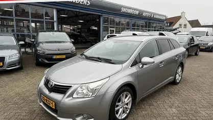 Occasion Toyota Avensis Business Edition 147 PK (108 kW) 2011 Grijs Stationwagen