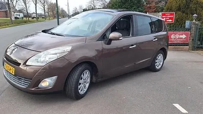 Occasion 2010 Renault Grand Scénic III Privilege MPV | € 2.250 (Eerlijke prijs)