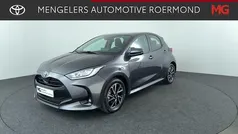 Grijs Gebruikt 2021 Toyota Yaris Hatchback | € 21.750 (Eerlijke prijs)