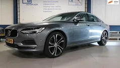 Grijs Gebruikt 2017 Volvo S90 Momentum Sedan | € 21.500 (Eerlijke prijs)