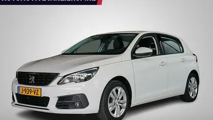 Occasion Peugeot 308 Active 110 PK (80 kW) 2020 Wit Hatchback