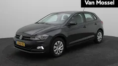 Grijs Gebruikt 2021 VW Polo Comfortline Hatchback | € 16.400 (Goede deal)