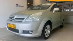 Grijs, metallic lak Gebruikt 2005 Toyota Corolla Verso Sol MPV | € 3.795 (Eerlijke prijs)