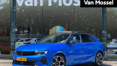 Blauw Gebruikt 2023 Opel Astra Ultimate Hatchback | € 29.440 (Eerlijke prijs)