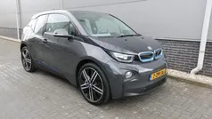 Grijs, metallic lak Gebruikt 2015 BMW i3 Basis Hatchback | € 8.950 (Eerlijke prijs)