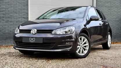 Occasion 2015 VW Golf VII LOUNGE Hatchback | € 14.950 (Eerlijke prijs)