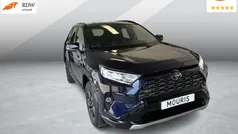 Blauw Gebruikt 2020 Toyota RAV4 Hybrid Style SUV | € 31.450 (Eerlijke prijs)