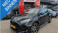 Zwart Gebruikt 2020 Toyota Yaris Executive Hatchback | € 22.840 (Eerlijke prijs)