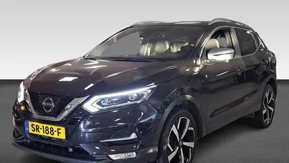 Zwart Occasion 2018 Nissan Qashqai Tekna+ SUV | € 16.930 (Eerlijke prijs)