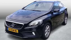 Gebruikt 2015 Volvo V40 CC Momentum Stationwagen | € 18.694 (Eerlijke prijs)