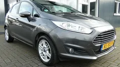 Grijs Gebruikt 2015 Ford Fiesta Titanium Hatchback | € 7.999 (Eerlijke prijs)