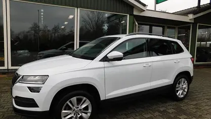 Wit Gebruikt 2021 Skoda Karoq Business Line SUV | € 21.950 (Goede deal)