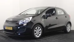 Gebruikt 2015 Kia Rio Hatchback | € 6.900 (Eerlijke prijs)
