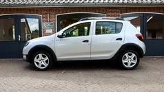Gebruikt 2016 Dacia Sandero Lauréate Hatchback | € 10.950 (Eerlijke prijs)