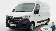 Licht mineraalwit qng Gebruikt 2024 Renault Master Van | € 23.935 (Eerlijke prijs)