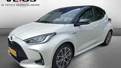 Wit Gebruikt 2021 Toyota Yaris Executive Hatchback | € 23.450 (Eerlijke prijs)