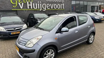 Grijs Occasion 2011 Nissan Pixo Acenta Hatchback | € 2.950 (Eerlijke prijs)