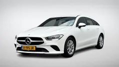 Wit Gebruikt 2022 Mercedes CLA180 Shooting Brake Stationwagen | € 29.459 (Goede deal)