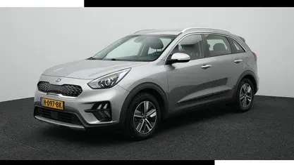 Grijs Occasion 2020 Kia Niro SUV | € 21.440 (Eerlijke prijs)