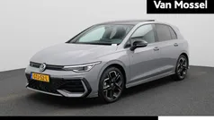 Grijs Gebruikt 2024 VW Golf VIII R-line Edition Hatchback | € 48.900