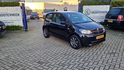 Zwart Gebruikt 2015 Skoda Citigo Active Hatchback | € 4.995 (Goede deal)