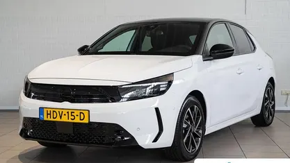 Wit Gebruikt 2025 Opel Corsa Hatchback | € 19.890 (Eerlijke prijs)