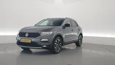 Grijs Gebruikt 2021 VW T-Roc Style SUV | € 23.900 (Goede deal)