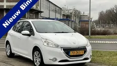 Wit Gebruikt 2012 Peugeot 208 Hatchback | € 5.950 (Eerlijke prijs)