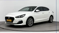 Wit Gebruikt 2019 Hyundai i30 Premium Stationwagen | € 19.400 (Eerlijke prijs)