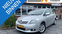 Grijs Gebruikt 2013 Toyota Verso Business Edition MPV | € 10.950 (Goede deal)