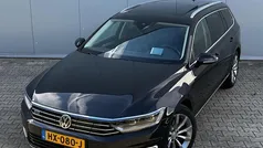 Gebruikt 2015 VW Passat Highline Stationwagen | € 15.445 (Eerlijke prijs)