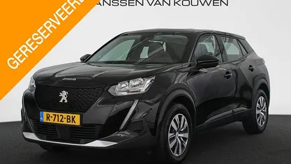 Zwart Occasion 2022 Peugeot e-2008 Active SUV | € 16.875 (Goede deal)