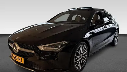 Zwart Occasion 2022 Mercedes CLA180 Shooting Brake Business Stationwagen | € 26.940 (Eerlijke prijs)