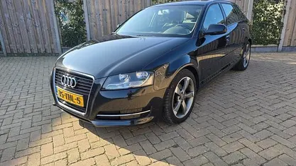 Occasion Audi A3 Sportback Attraction 105 PK (77 kW) 2012 Zwart (metallic) Hatchback