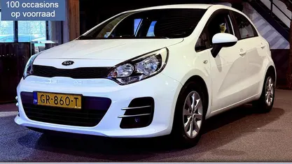 Wit Occasion 2016 Kia Rio Comfort Hatchback | € 5.290 (Eerlijke prijs)