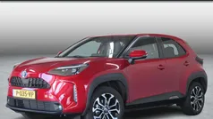Rood Gebruikt 2022 Toyota Yaris Cross SUV | € 28.950 (Eerlijke prijs)