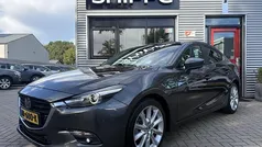 Grijs Gebruikt 2017 Mazda 3 Sedan | € 15.950 (Eerlijke prijs)
