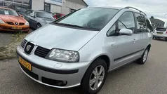 Grijs Gebruikt 2008 Seat Alhambra Style MPV | € 2.250 (Goede deal)