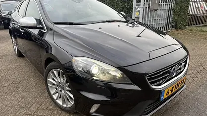 Occasion Volvo V40 R-Design 116 PK (85 kW) 2013 Hatchback